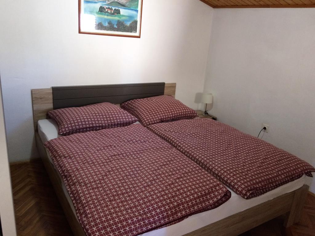 Apartments Lilly Zaboric Esterno foto